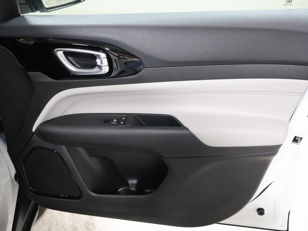 new 2025 Jeep Compass car, priced at $32,898