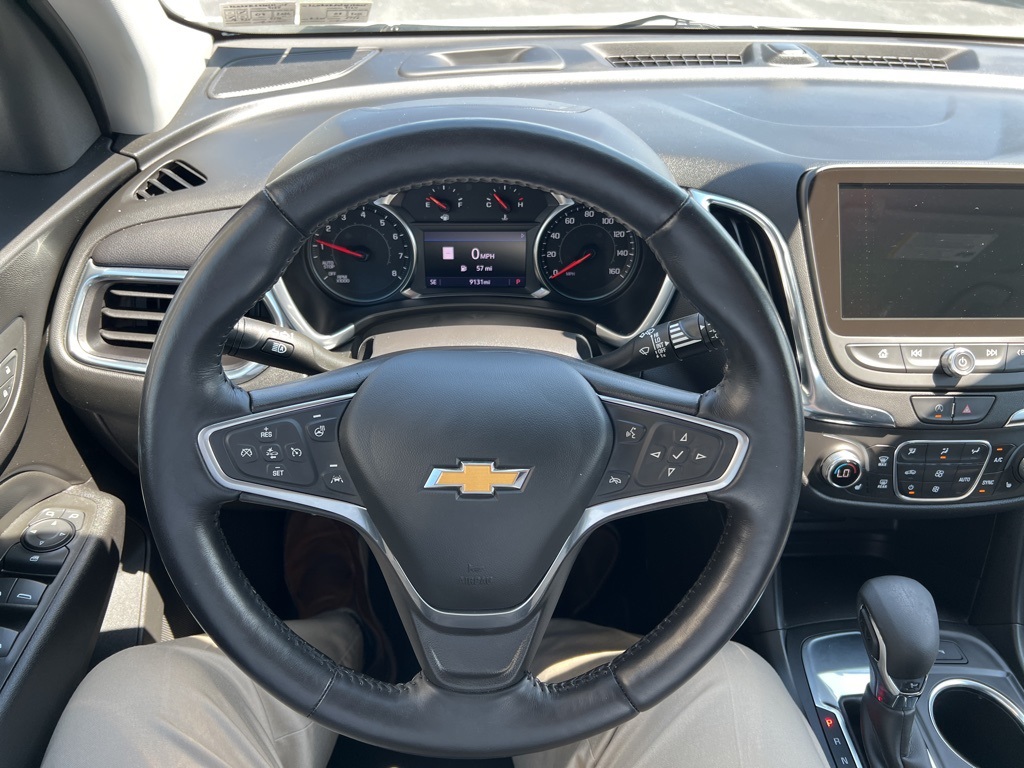 used 2022 Chevrolet Equinox car, priced at $23,900