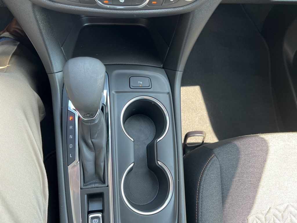 used 2022 Chevrolet Equinox car, priced at $23,900
