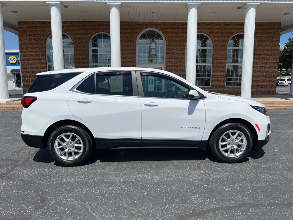used 2022 Chevrolet Equinox car, priced at $23,900