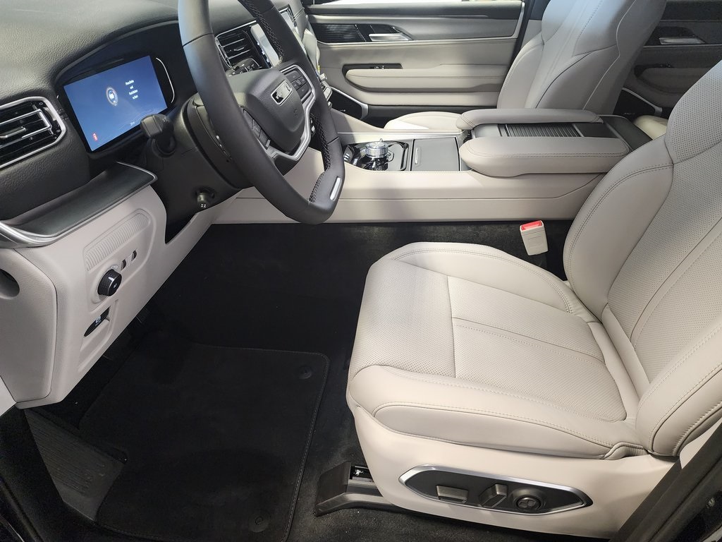 new 2025 Jeep Wagoneer car, priced at $71,999