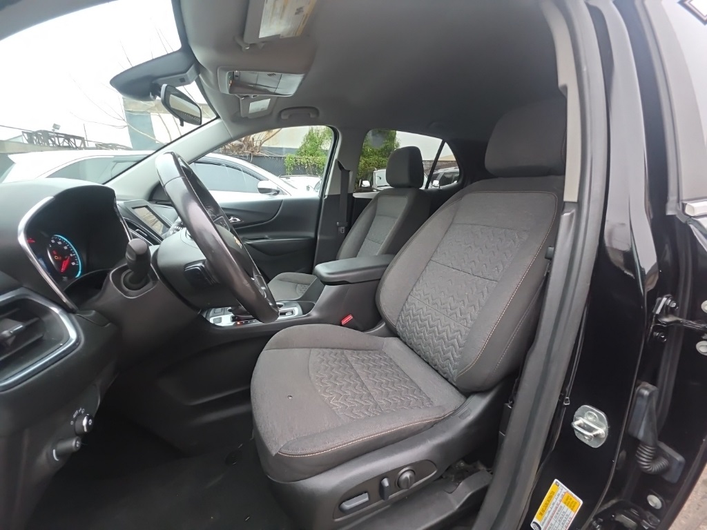 used 2022 Chevrolet Equinox car, priced at $16,895