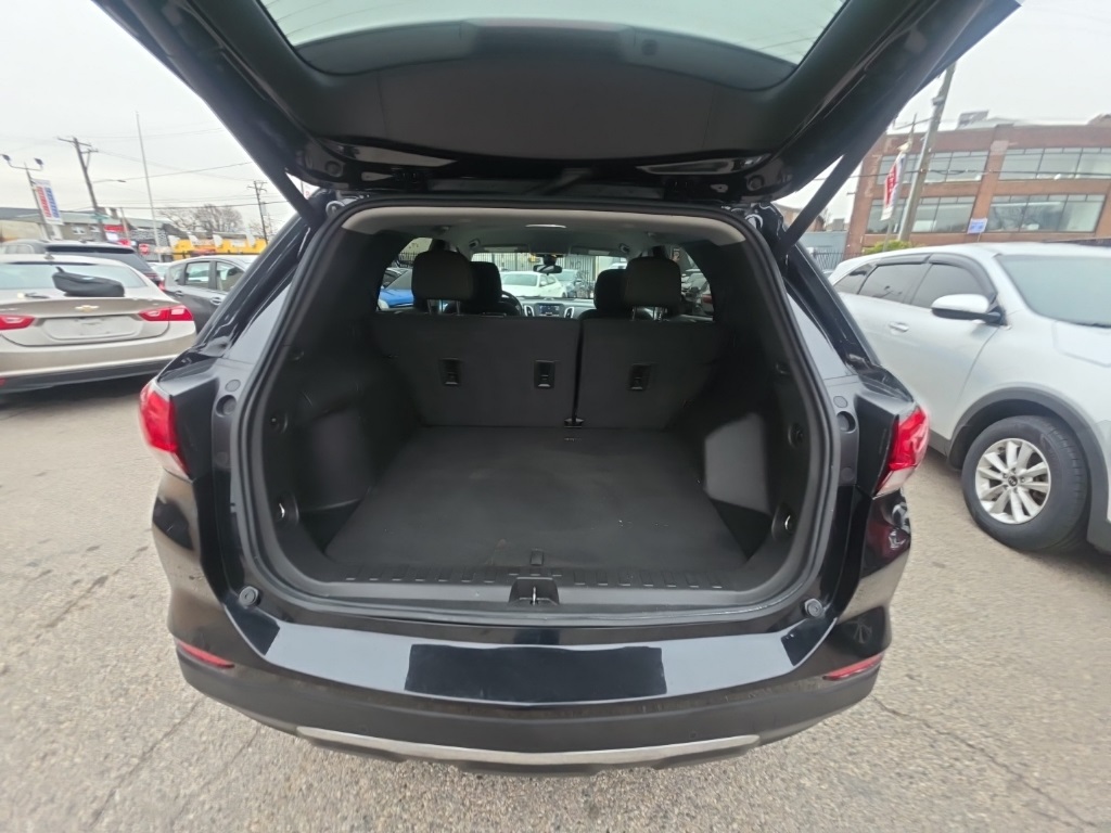 used 2022 Chevrolet Equinox car, priced at $16,895