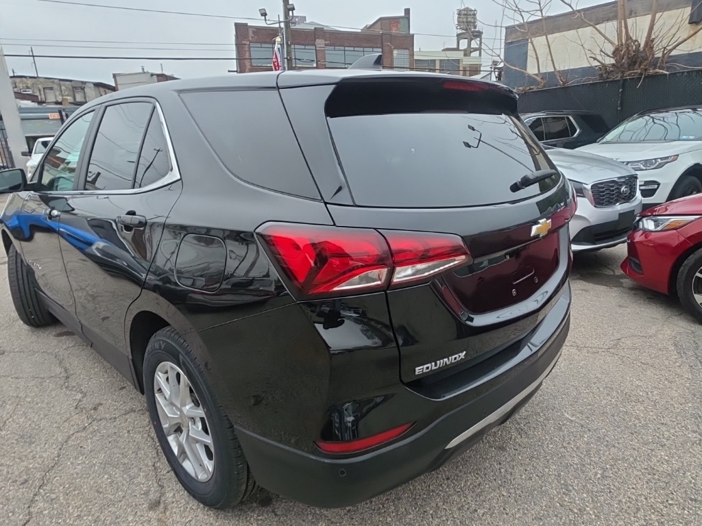 used 2022 Chevrolet Equinox car, priced at $16,895