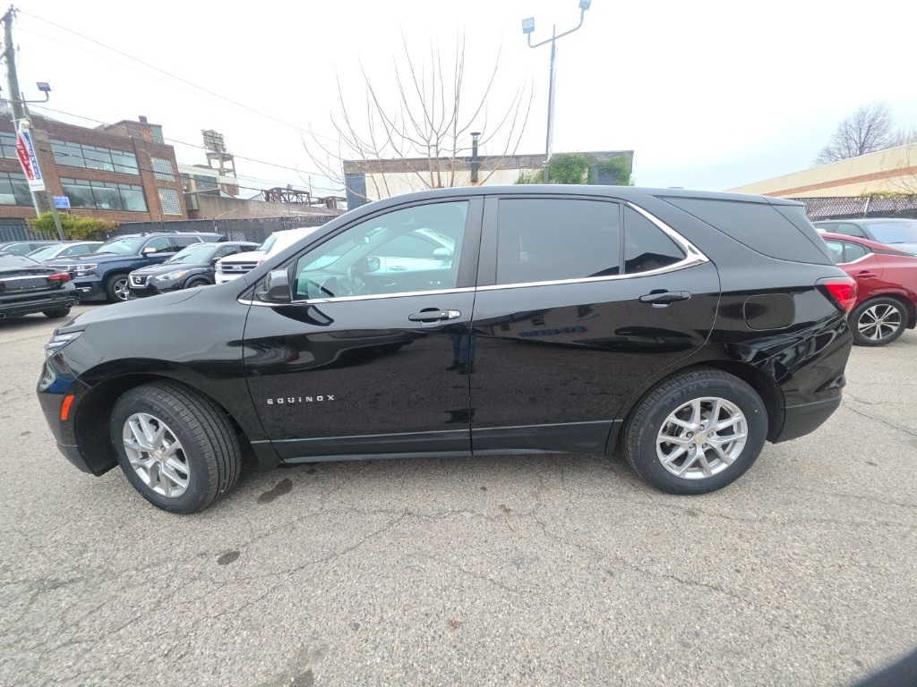 used 2022 Chevrolet Equinox car, priced at $16,895