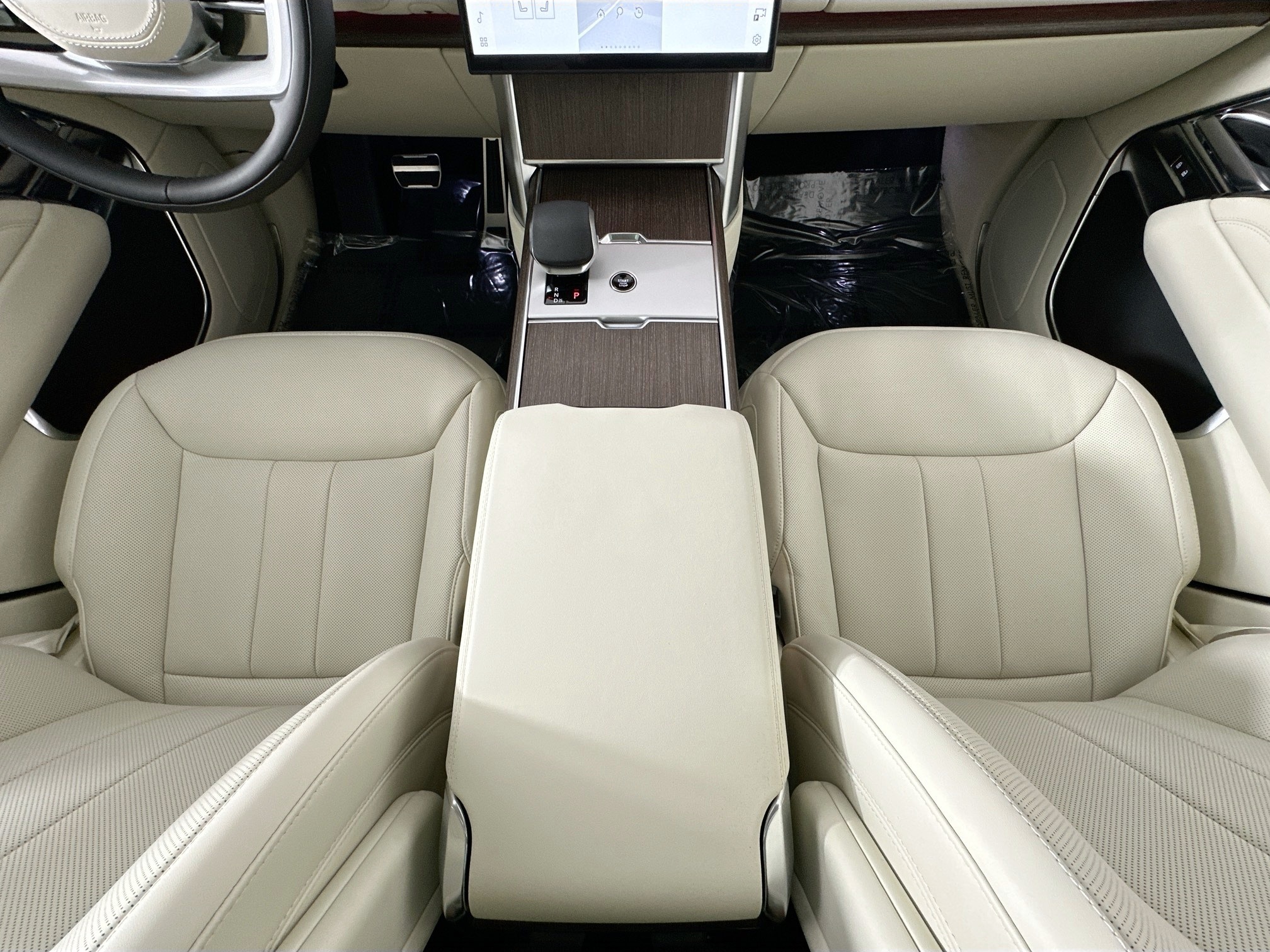 new 2025 Land Rover Range Rover car, priced at $148,000