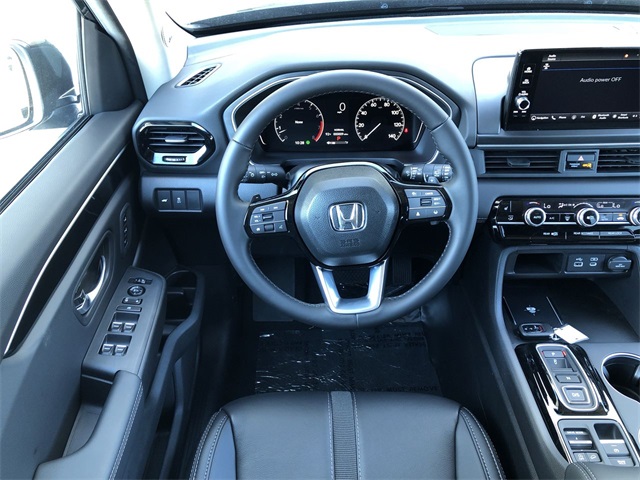 new 2025 Honda Pilot car, priced at $50,550