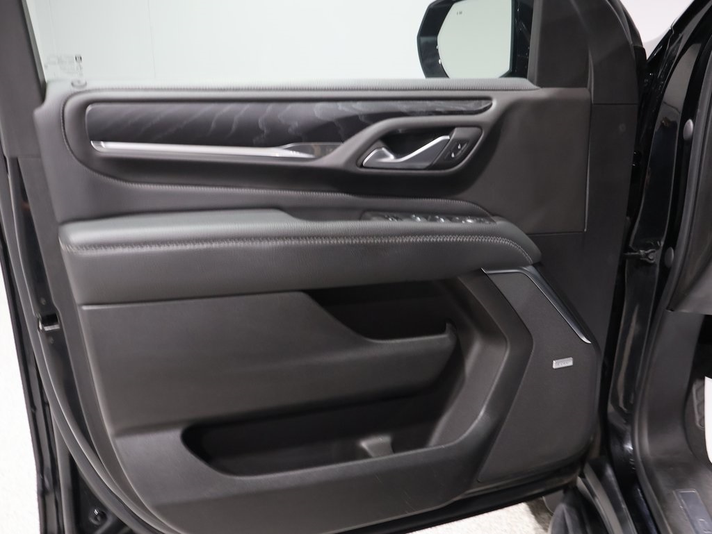 used 2022 GMC Yukon XL car, priced at $60,000