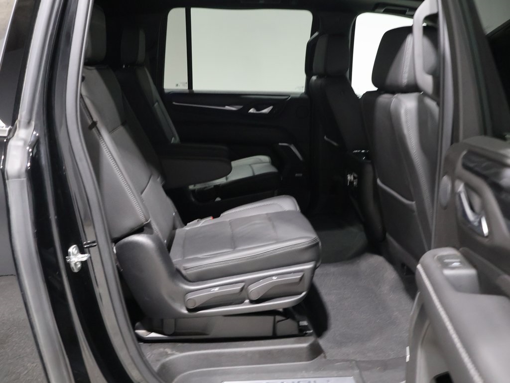 used 2022 GMC Yukon XL car, priced at $60,000
