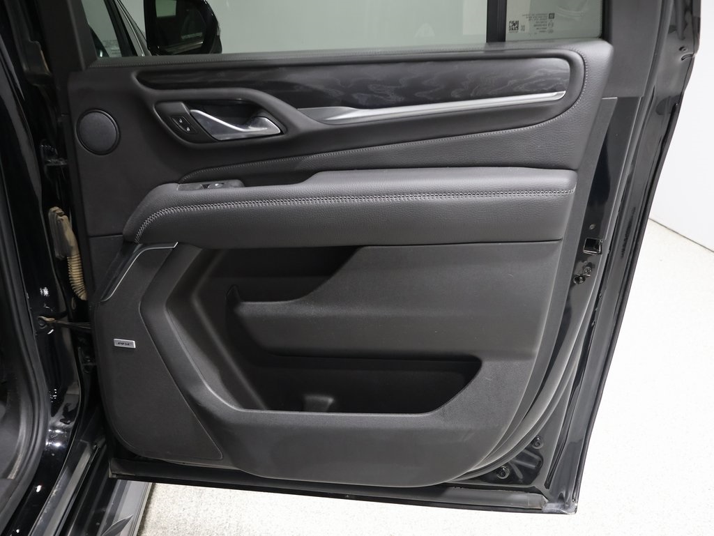 used 2022 GMC Yukon XL car, priced at $60,000