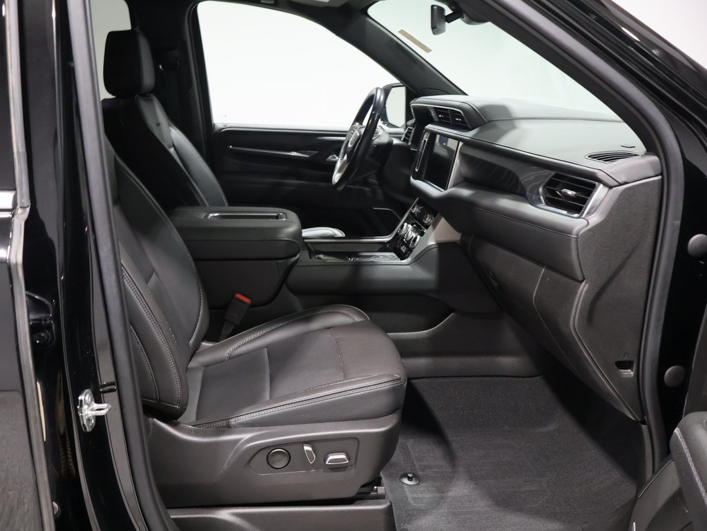 used 2022 GMC Yukon XL car, priced at $60,000
