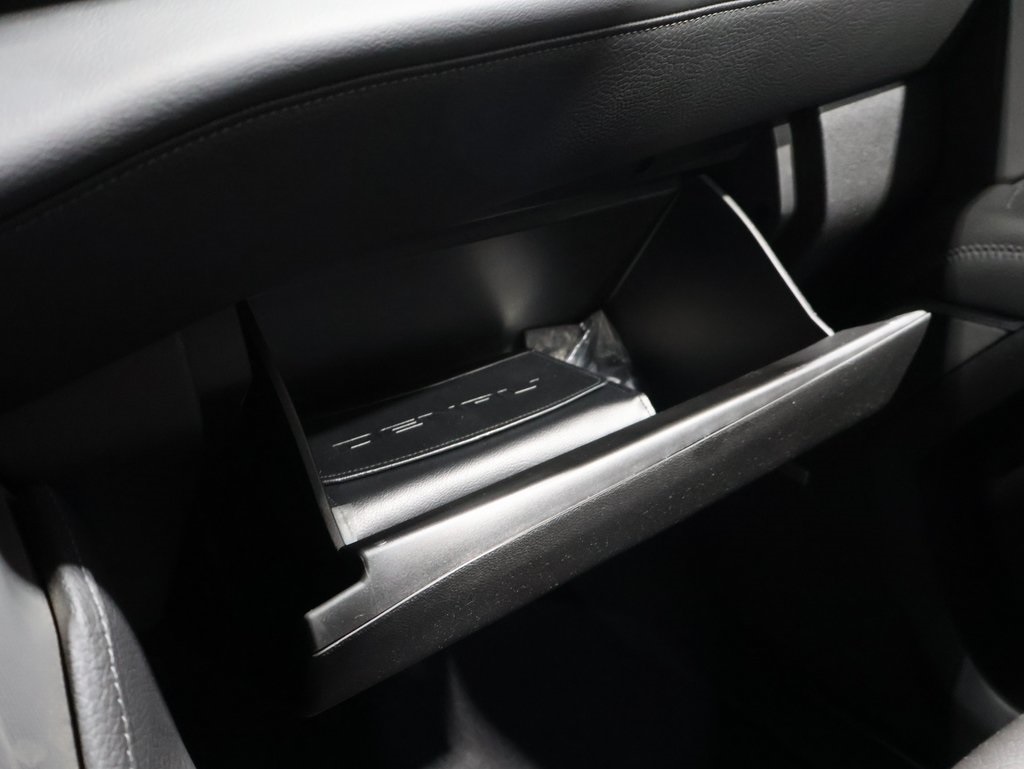 used 2022 GMC Yukon XL car, priced at $60,000