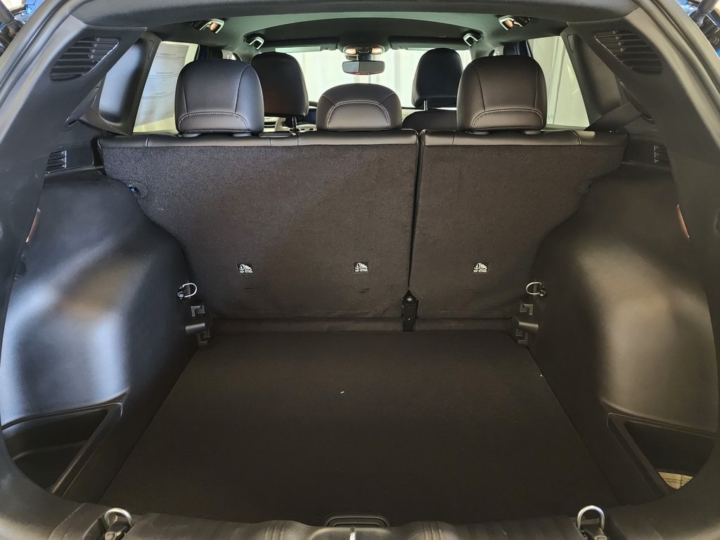 new 2025 Jeep Compass car, priced at $30,985