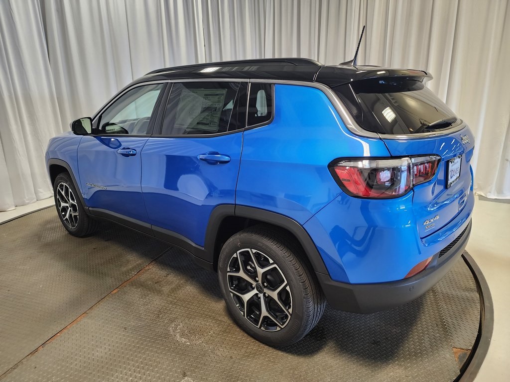 new 2025 Jeep Compass car, priced at $30,985