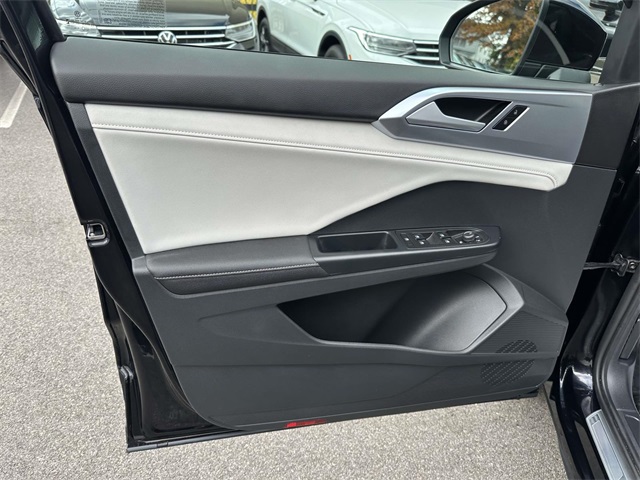 new 2025 Volkswagen Taos car, priced at $31,951