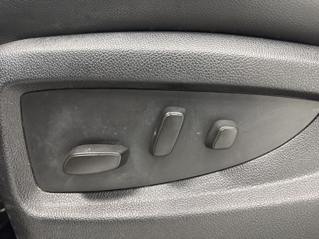 used 2016 Chevrolet Suburban car, priced at $14,988