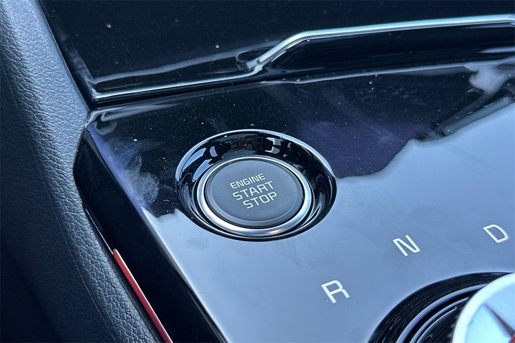 new 2025 Kia Sportage Plug-In Hybrid car, priced at $46,575