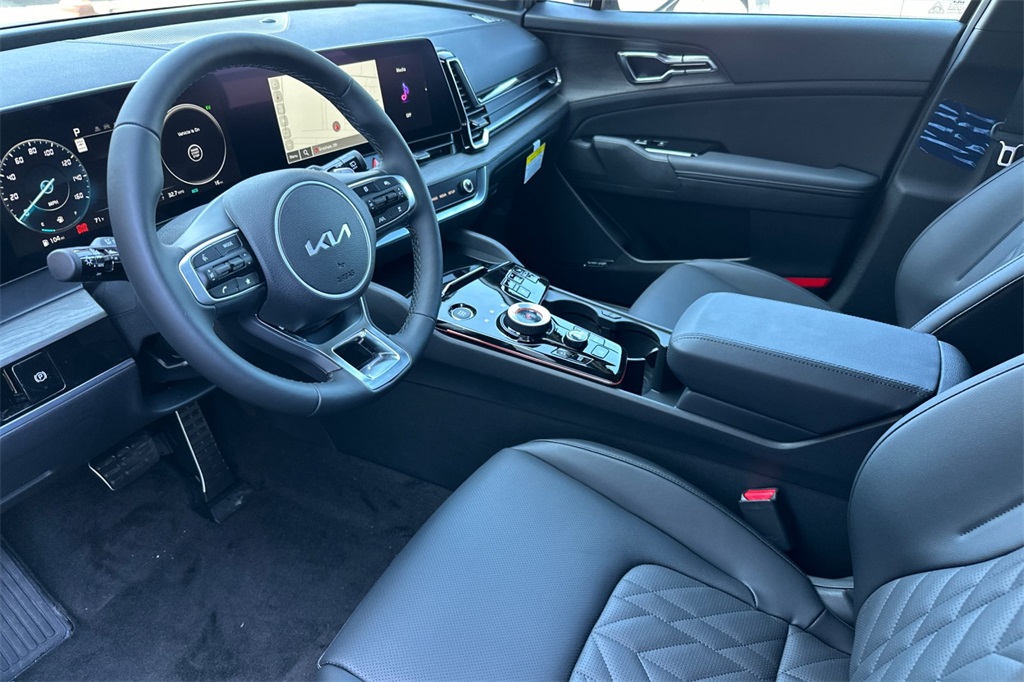 new 2025 Kia Sportage Plug-In Hybrid car, priced at $46,575