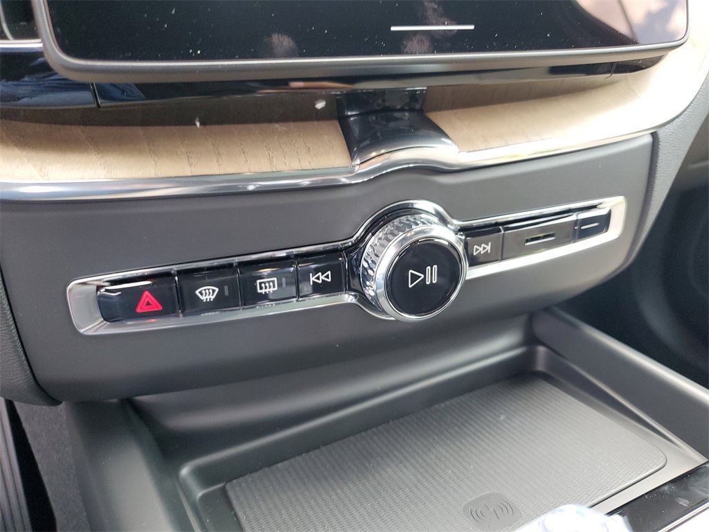 new 2026 Volvo XC60 car, priced at $54,235