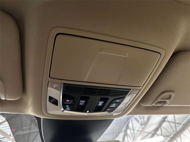 used 2023 Acura MDX car, priced at $43,898