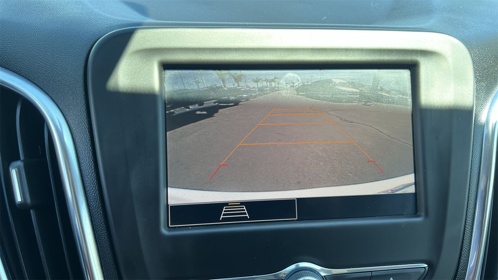 used 2022 Chevrolet Equinox car, priced at $18,995