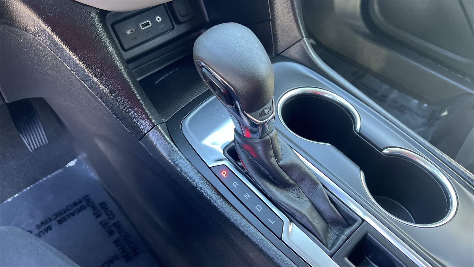 used 2022 Chevrolet Equinox car, priced at $18,995