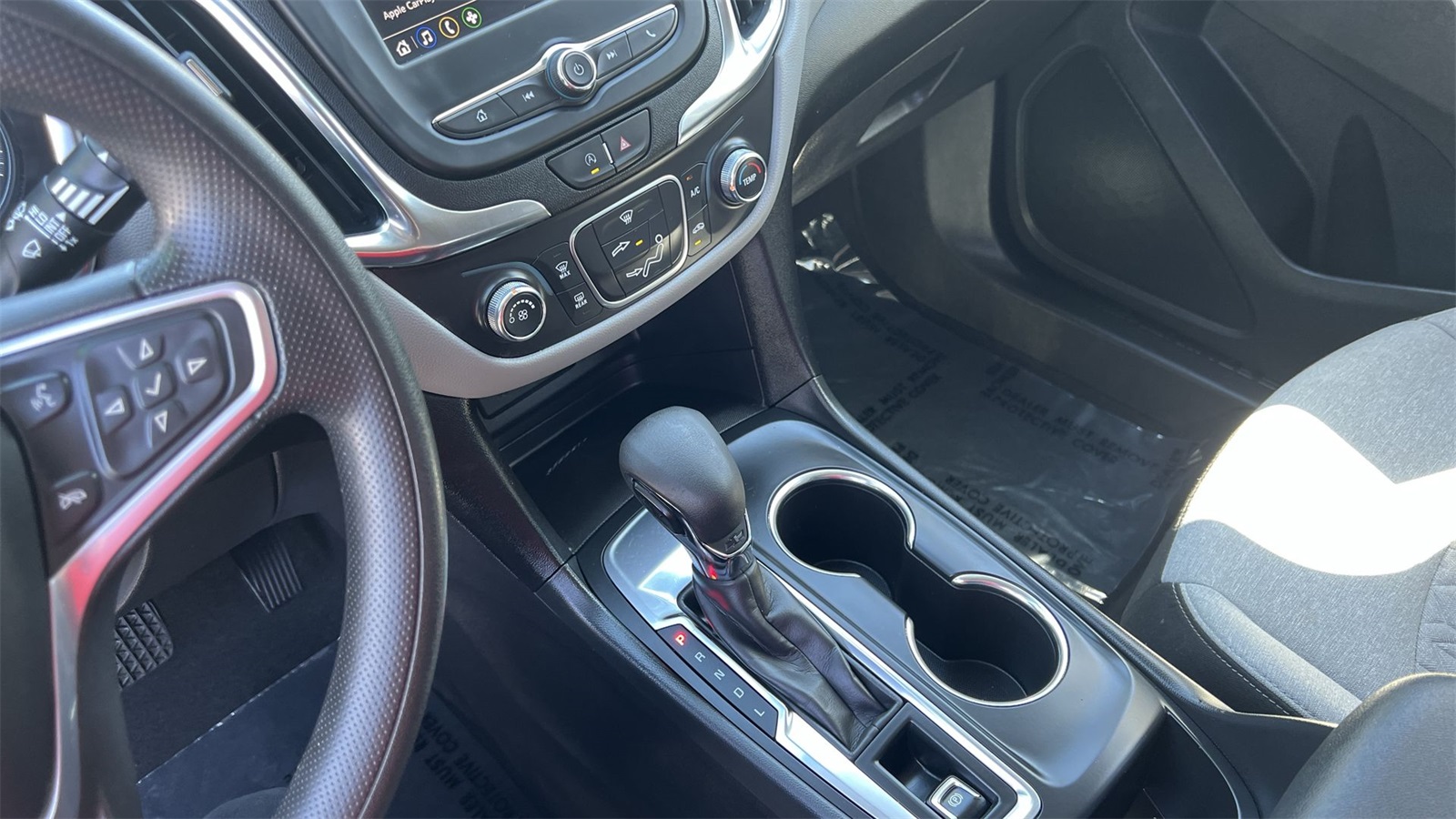 used 2022 Chevrolet Equinox car, priced at $18,995