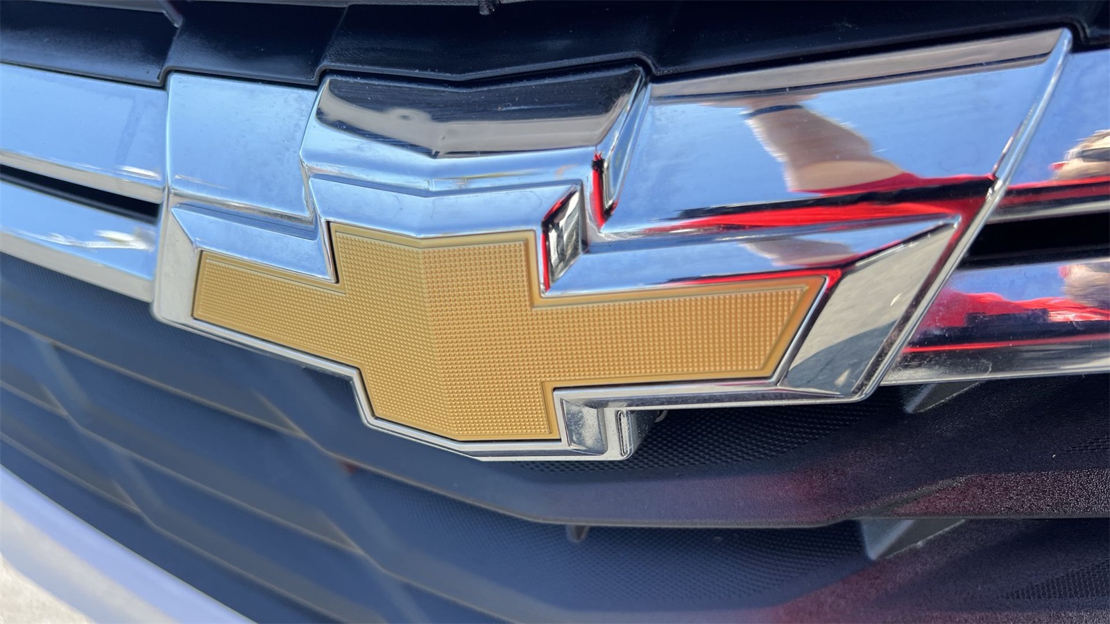 used 2022 Chevrolet Equinox car, priced at $18,995