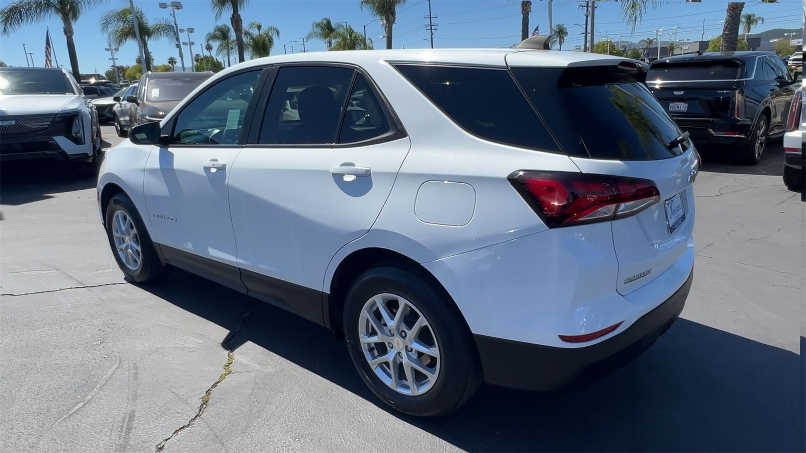 used 2022 Chevrolet Equinox car, priced at $18,995