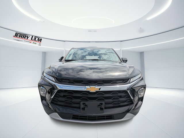 used 2023 Chevrolet Blazer car, priced at $21,414