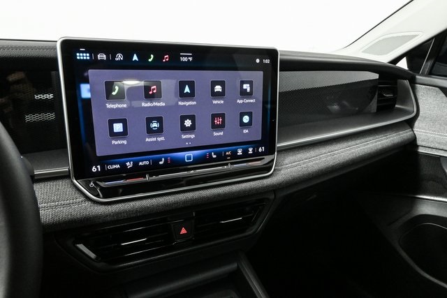 new 2025 Volkswagen Tiguan car, priced at $32,674