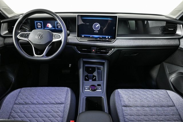 new 2025 Volkswagen Tiguan car, priced at $32,674