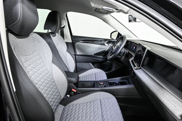 new 2025 Volkswagen Tiguan car, priced at $32,674