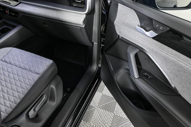 new 2025 Volkswagen Tiguan car, priced at $32,674