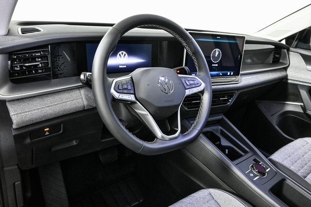 new 2025 Volkswagen Tiguan car, priced at $32,674