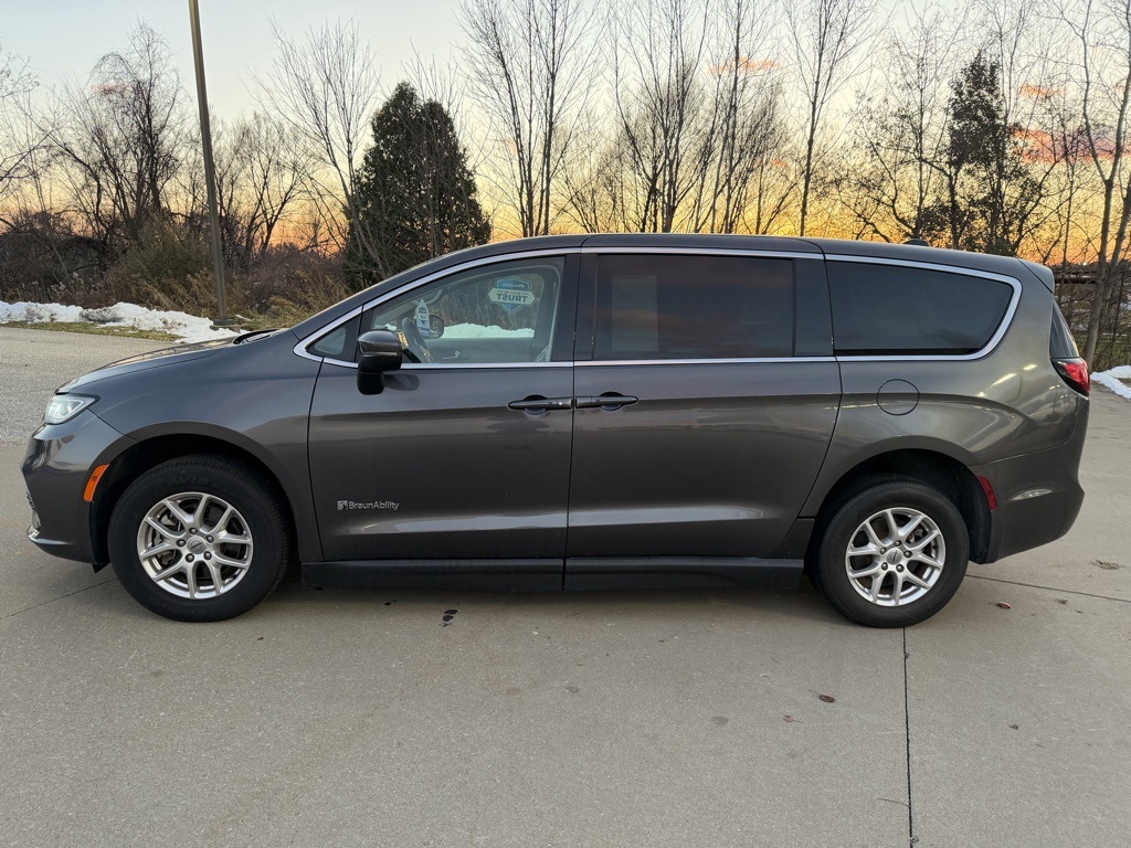 used 2023 Chrysler Pacifica car, priced at $57,903