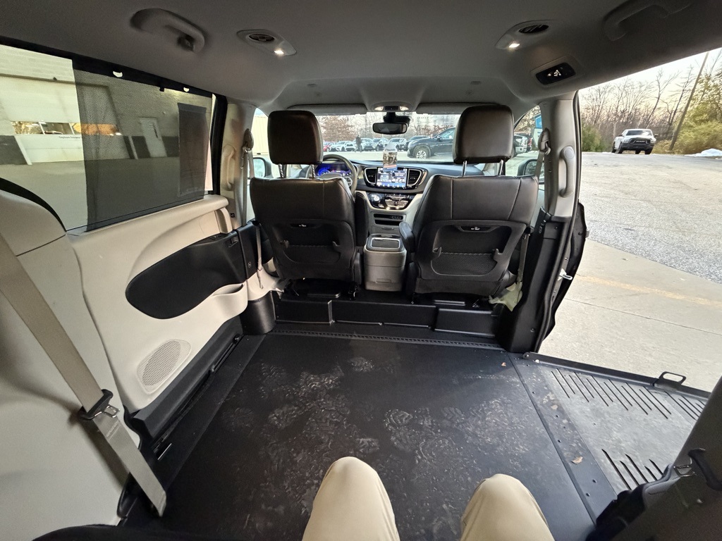 used 2023 Chrysler Pacifica car, priced at $57,903