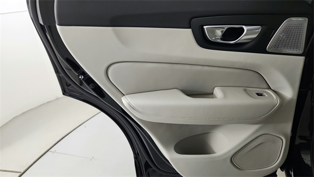 new 2026 Volvo XC60 Plug-In Hybrid car, priced at $77,840