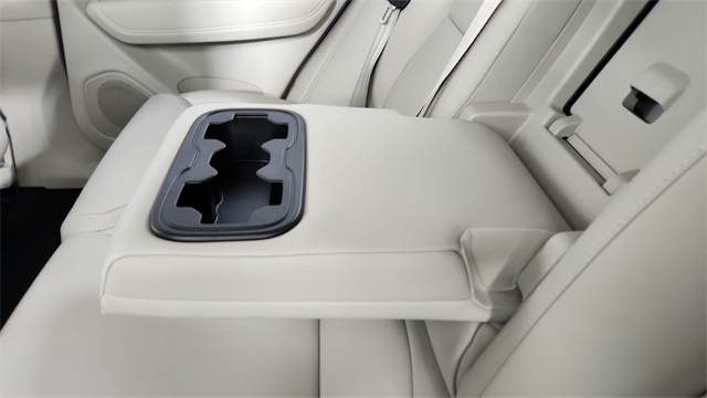 new 2026 Volvo XC60 Plug-In Hybrid car, priced at $77,840