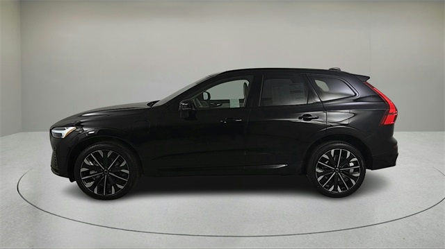new 2026 Volvo XC60 Plug-In Hybrid car, priced at $77,840