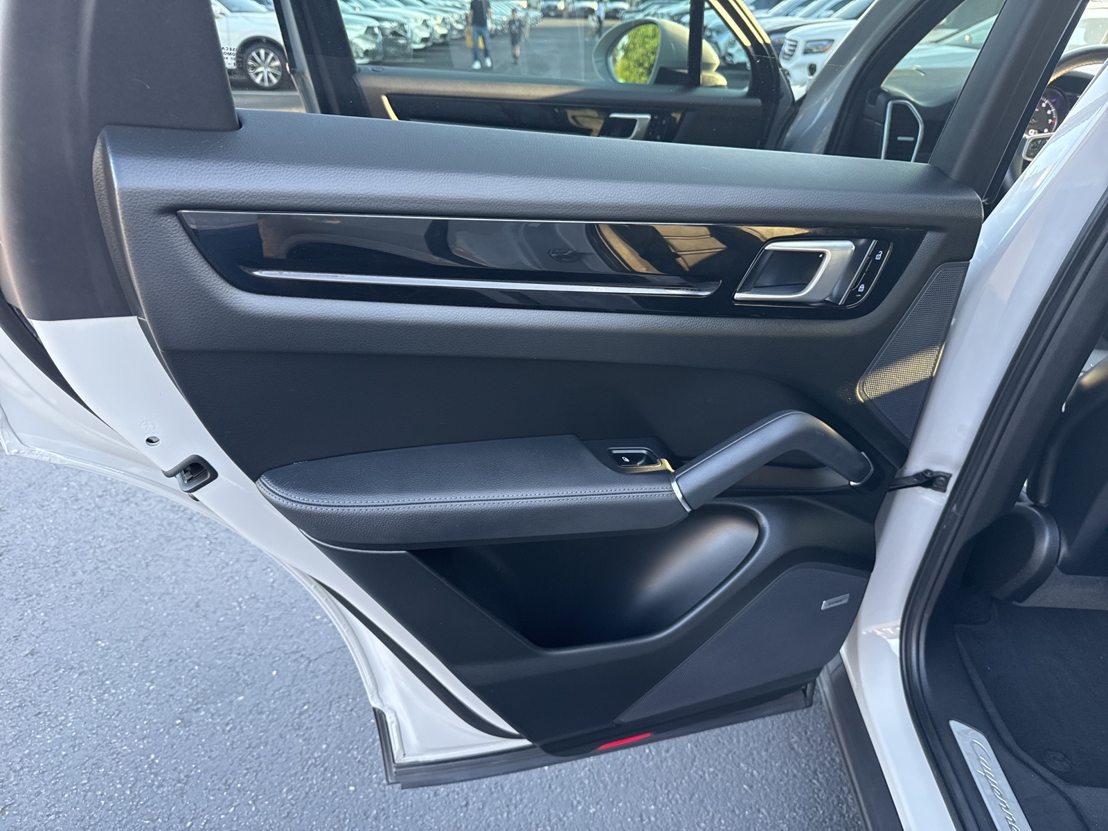used 2021 Porsche Cayenne car, priced at $54,498