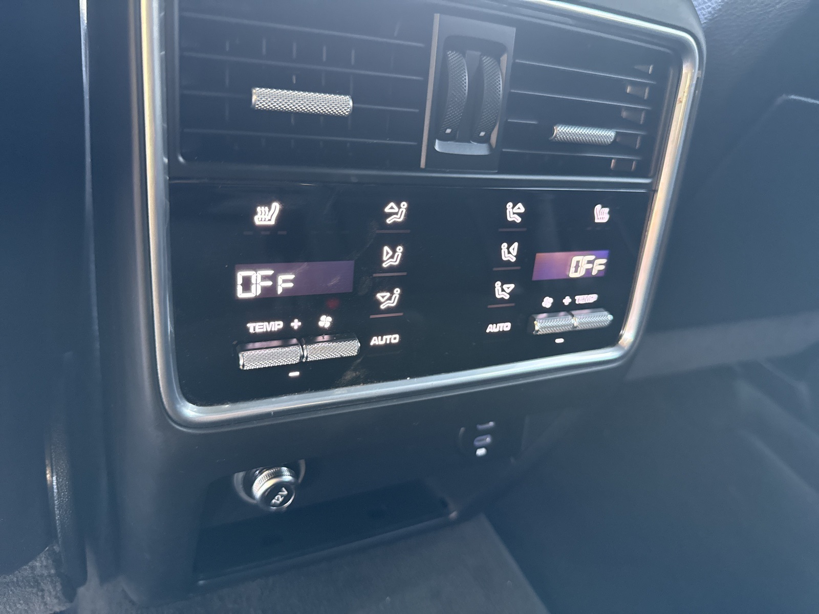 used 2021 Porsche Cayenne car, priced at $54,498