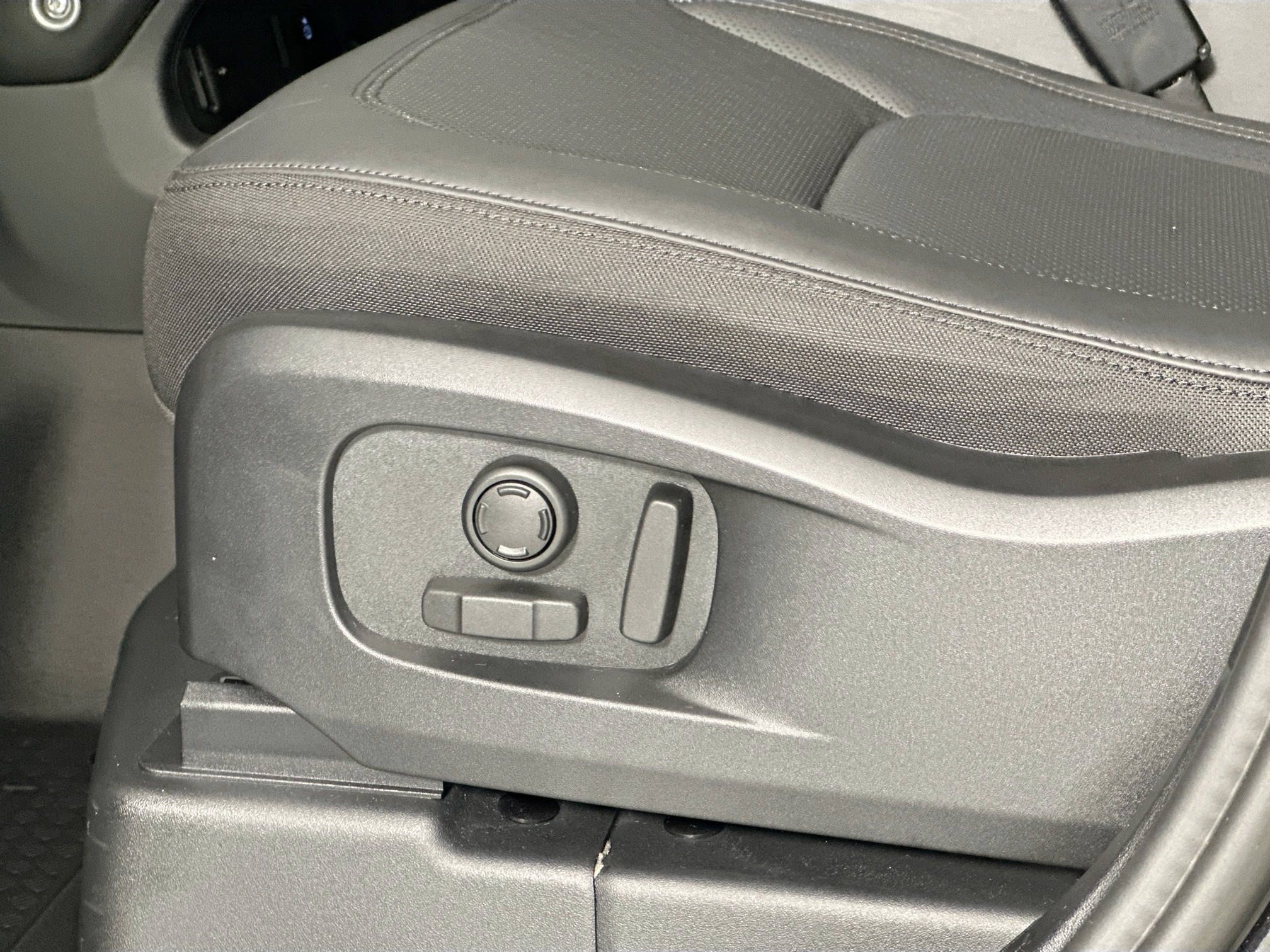 used 2025 Land Rover Defender 110 car, priced at $68,495