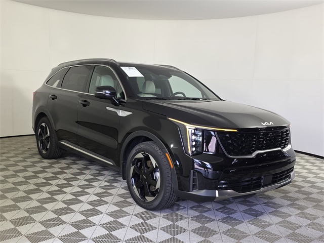 used 2025 Kia Sorento Hybrid car, priced at $42,289