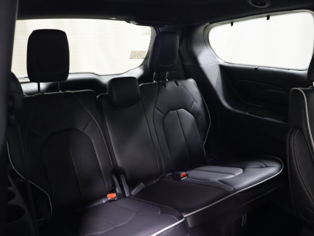 new 2025 Chrysler Pacifica car, priced at $52,364
