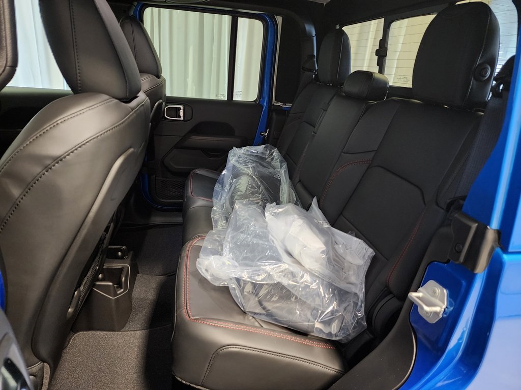 new 2025 Jeep Gladiator car, priced at $61,525