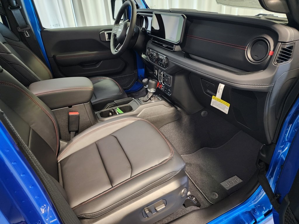 new 2025 Jeep Gladiator car, priced at $61,525