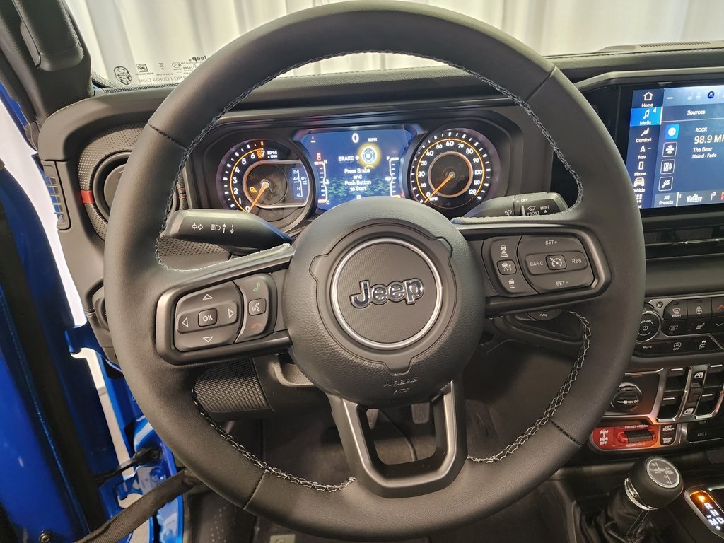 new 2025 Jeep Gladiator car, priced at $61,525