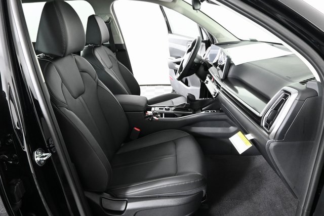 new 2025 Kia Sorento car, priced at $36,350
