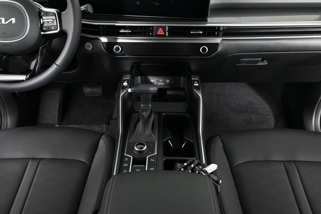 new 2025 Kia Sorento car, priced at $36,350